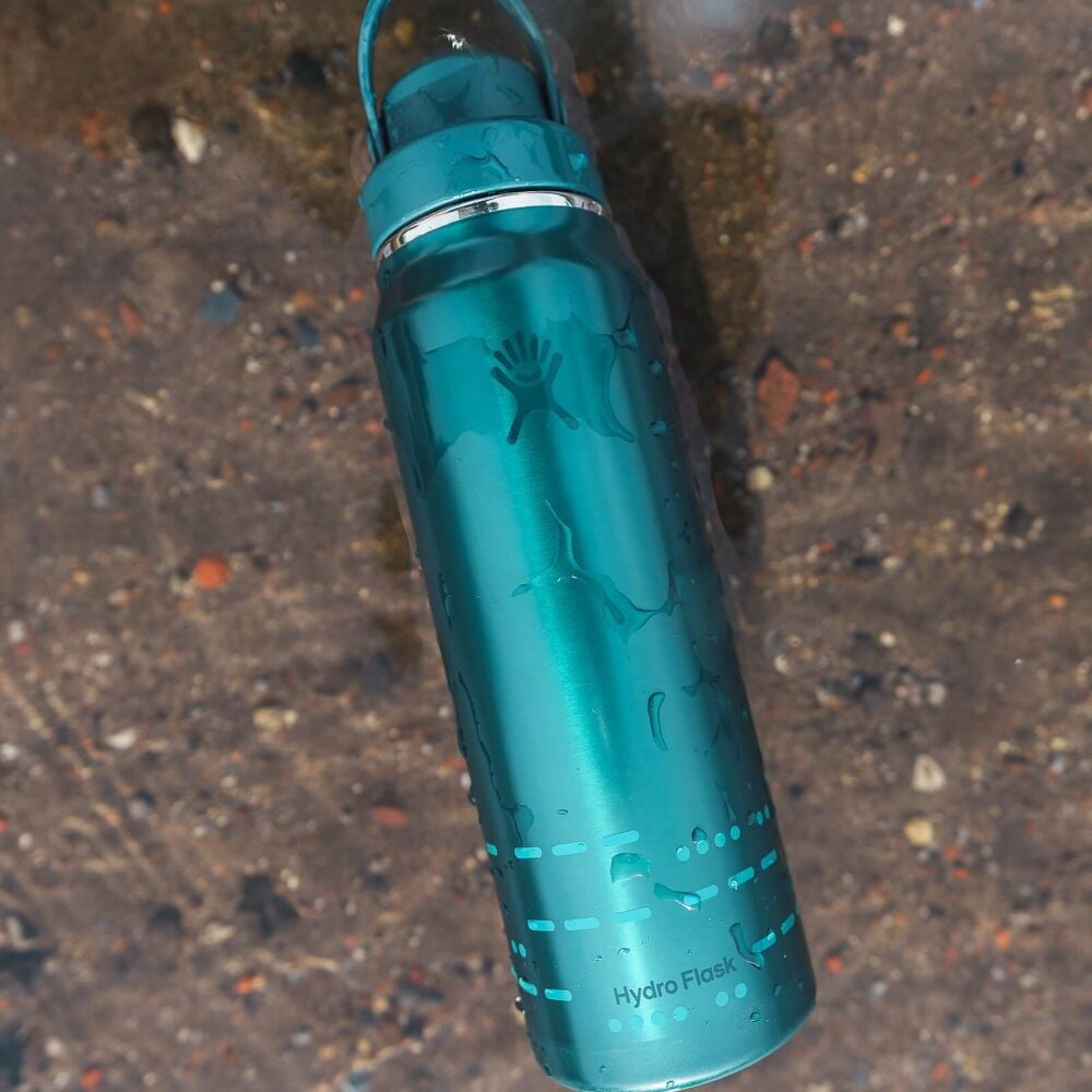 32 oz Lightweight Chug Cap Bottle - Atlas