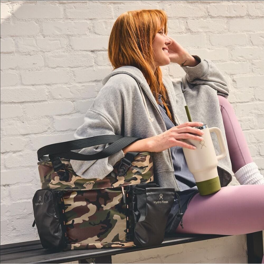 Carryout™ Soft Cooler Tote 20 L - Woodland Camo